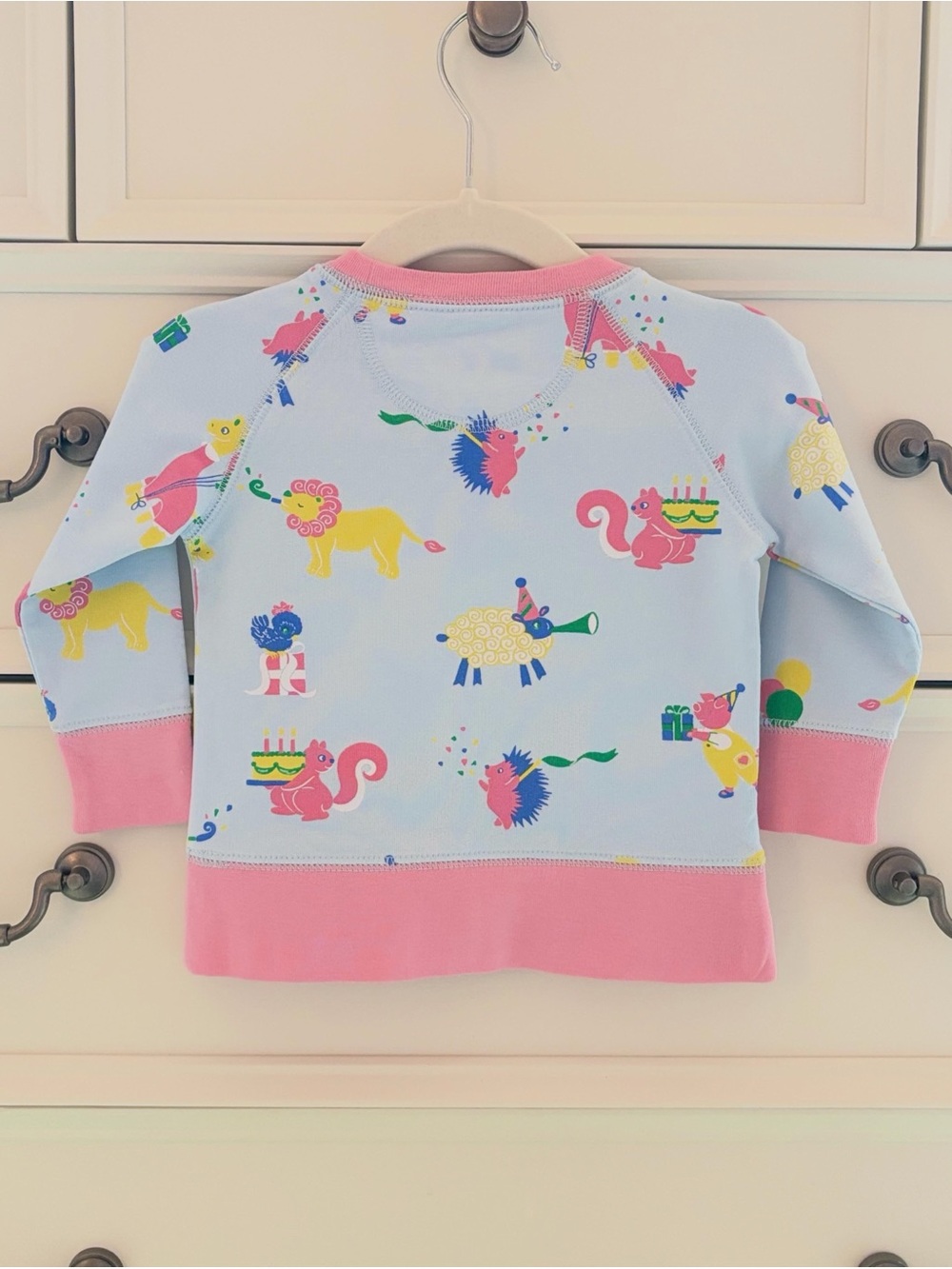 ❌SOLD❌ EUC The Beaufort Bonnet Company Cassidy Comfy Crewneck Party On Size 0-6 - Picture 2 of 3